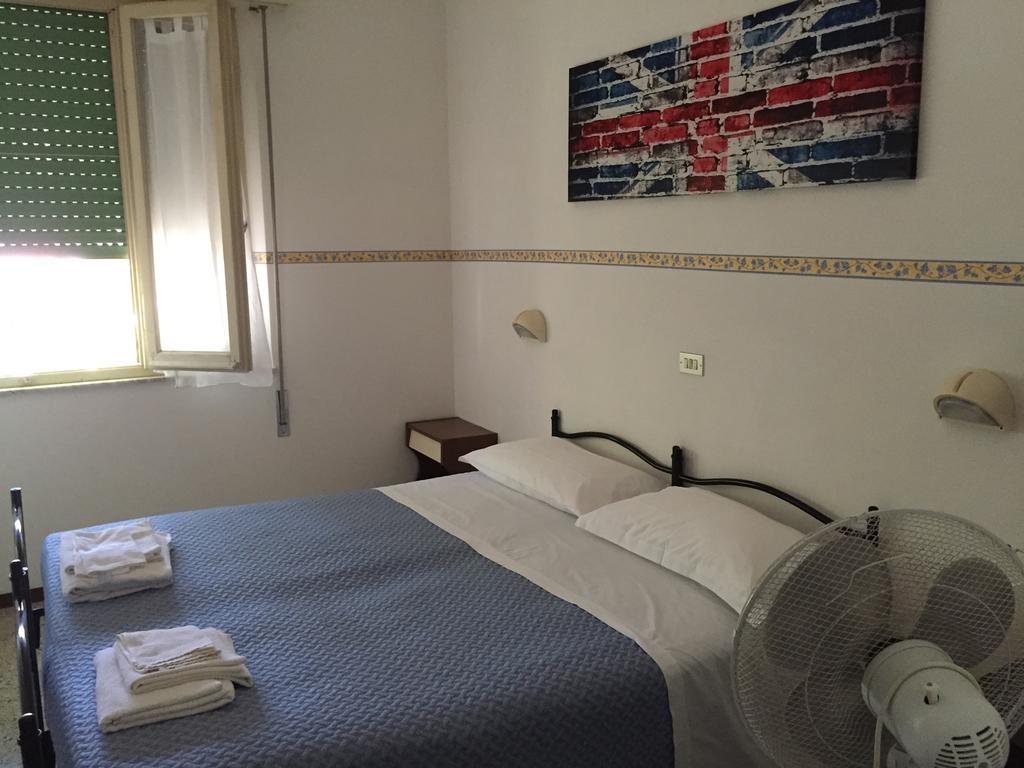 רימיני Hotel Zaghini חדר תמונה