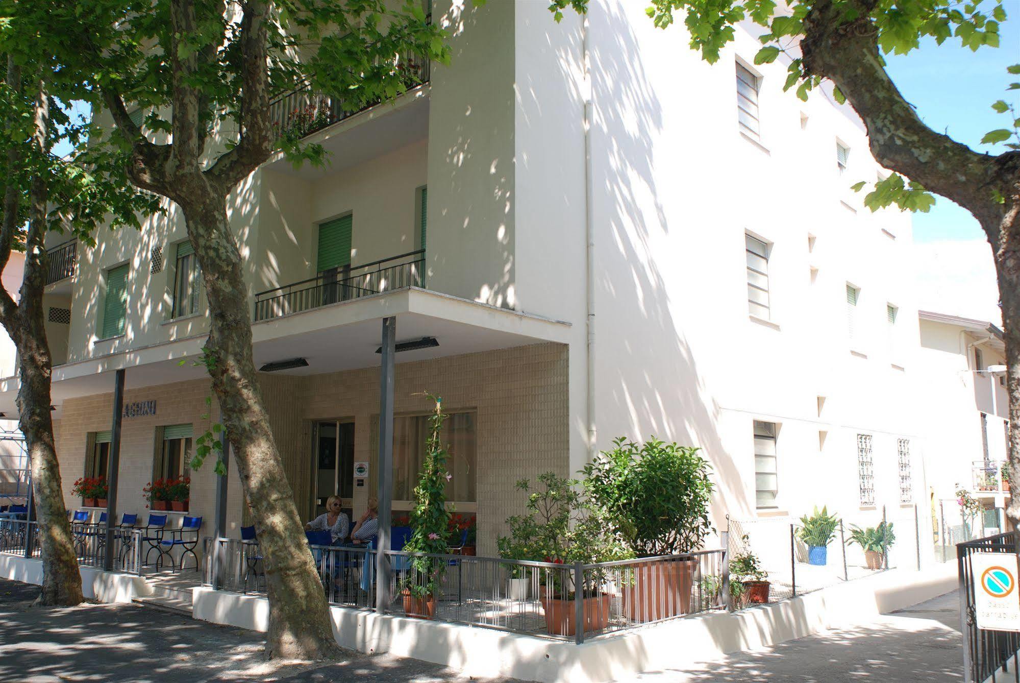רימיני Hotel Zaghini מראה חיצוני תמונה