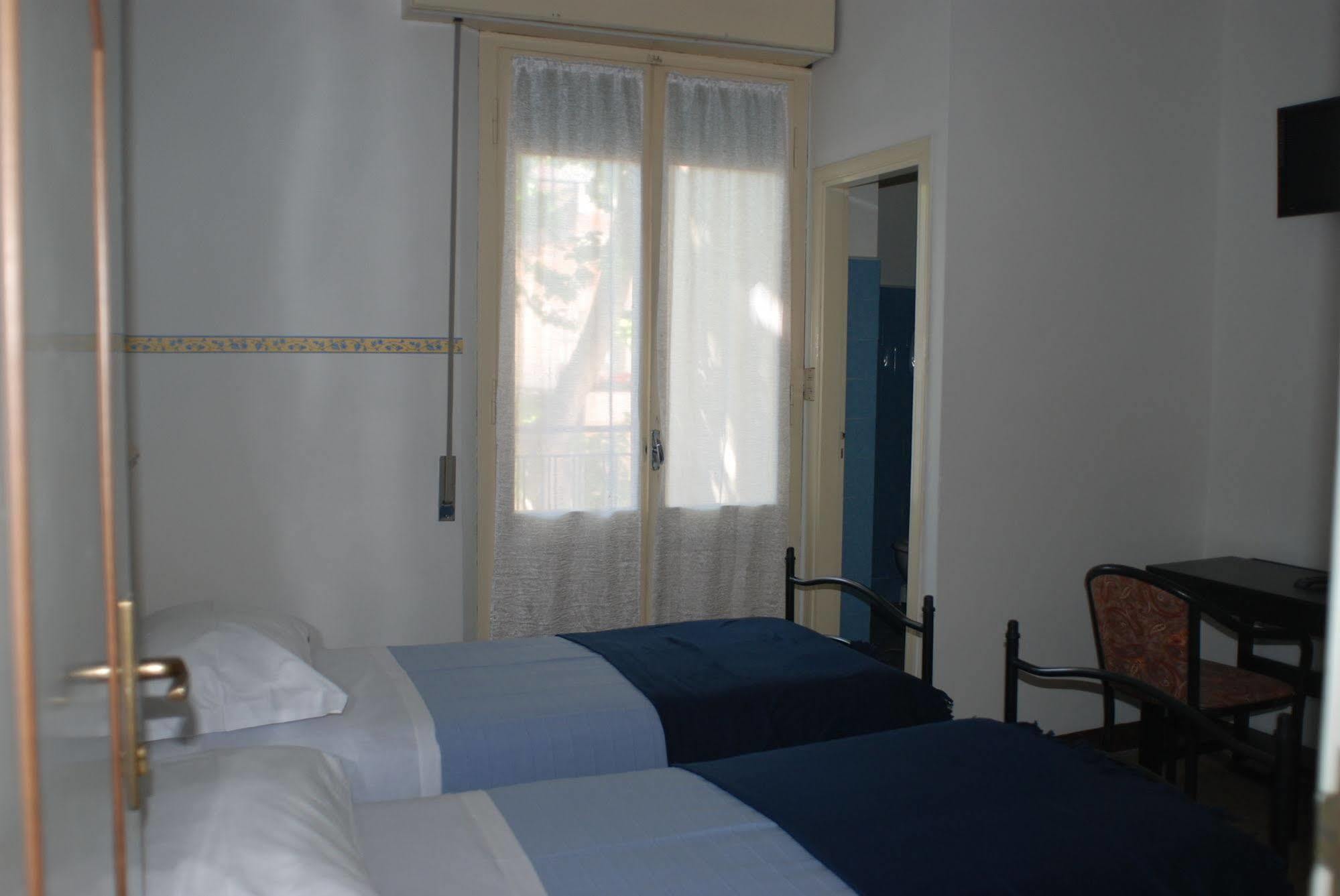 רימיני Hotel Zaghini מראה חיצוני תמונה