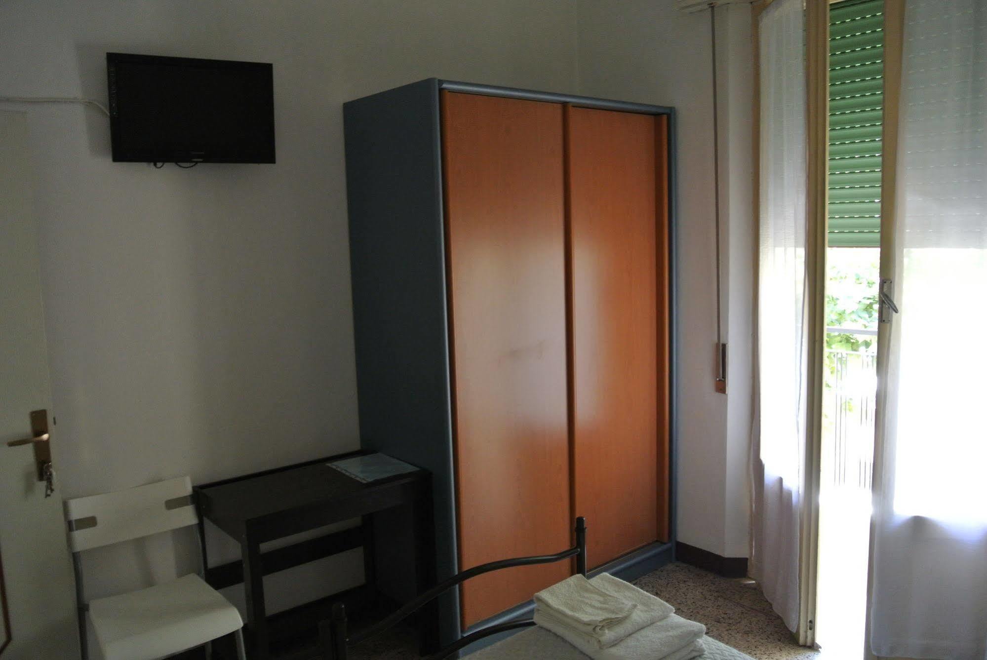 רימיני Hotel Zaghini מראה חיצוני תמונה