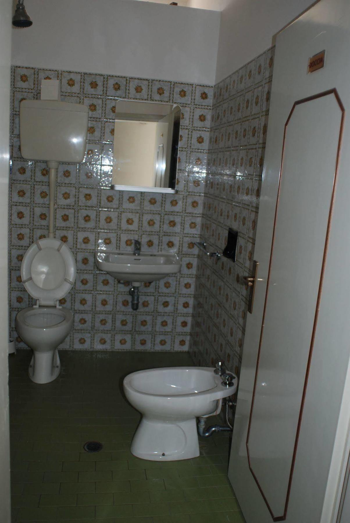 רימיני Hotel Zaghini מראה חיצוני תמונה