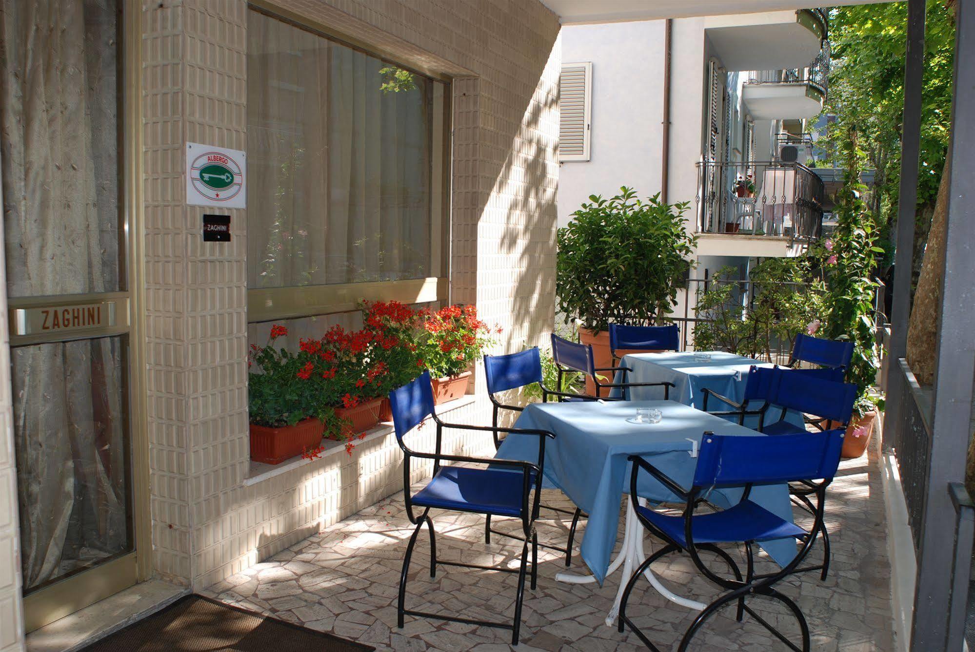 רימיני Hotel Zaghini מראה חיצוני תמונה