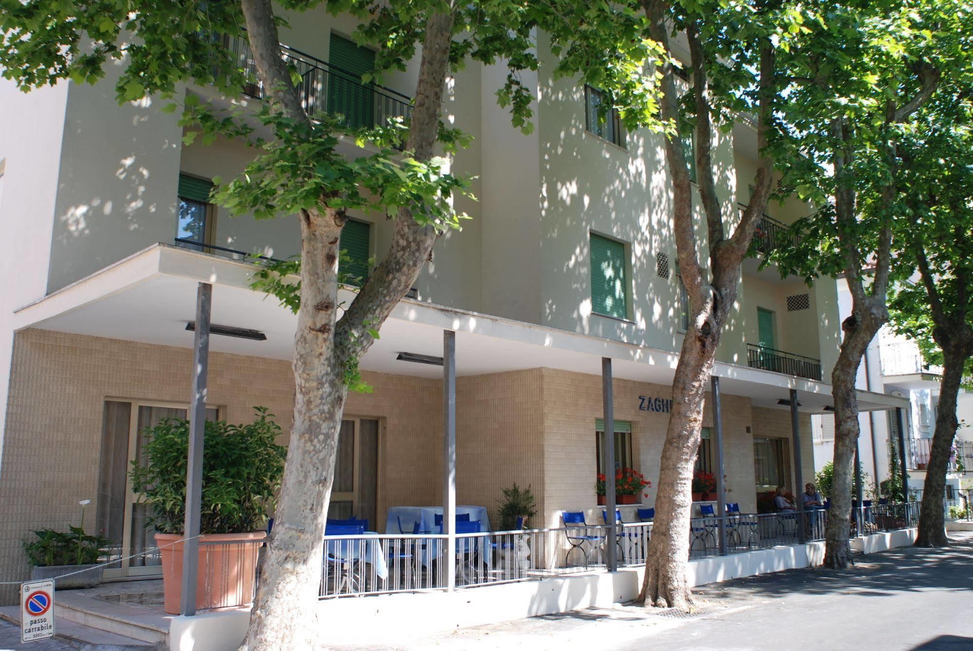 רימיני Hotel Zaghini מראה חיצוני תמונה