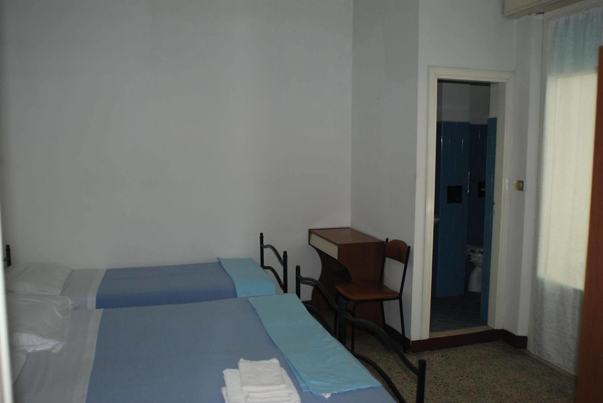 רימיני Hotel Zaghini מראה חיצוני תמונה